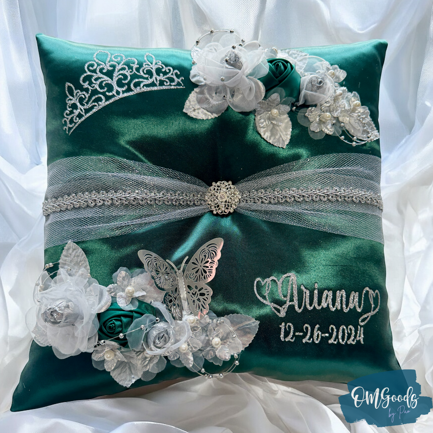 Hunter Green Quinceañera Pillow Set | Sweet 16 Full Set, Shoe Pillow, Tiara Pillow & Corsage