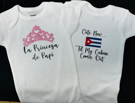 Princesa de Papi Baby Bodysuit, Spanish Baby Announcement, Monito de Bebé